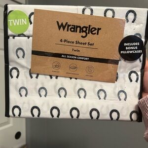 NWT Wrangler Twin Sheet Set Horseshoe Patterned